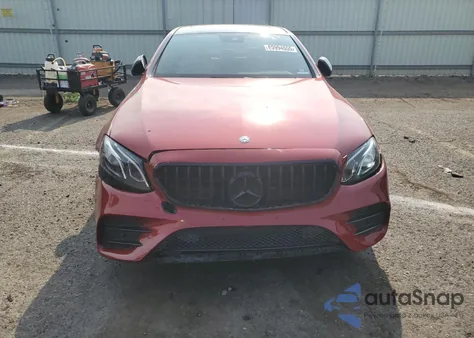 2017 Mercedes-Benz E 300 4Matic z USA, uszkodzony, nr VIN WDDZF4KB3HA211877